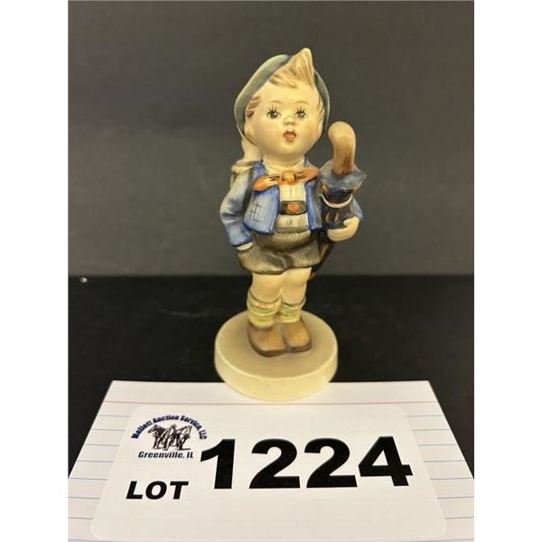 MJ HUMMEL GOEBEL FIGURINE - HOME FROM MARKET - 198