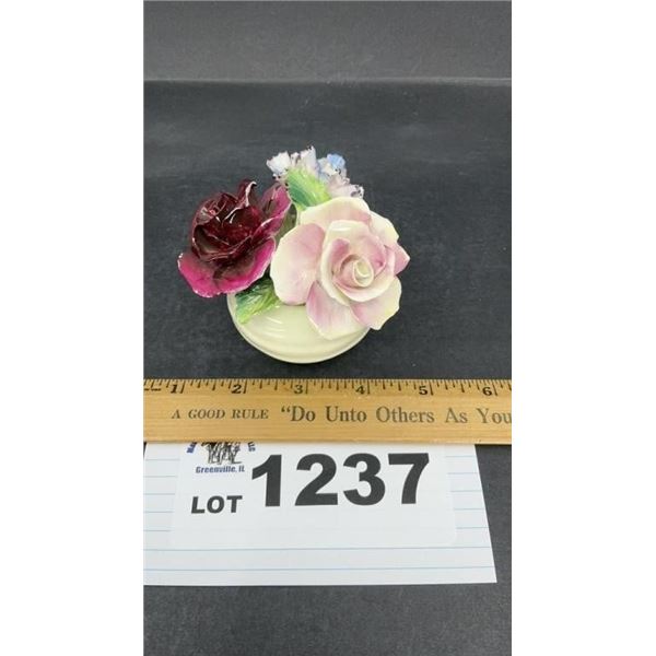 RADNOR BONE CHINA FLORAL ARRANGEMENT, petals