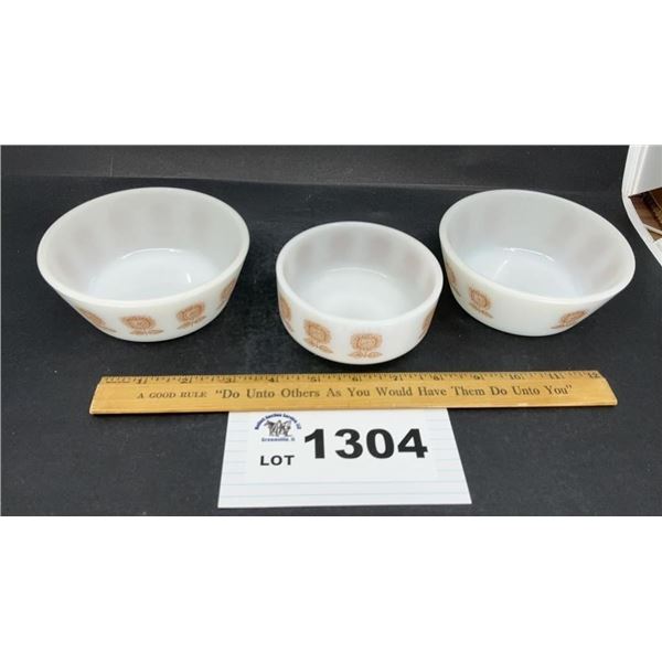 ANCHOR HOCKING SMALL BOWLS