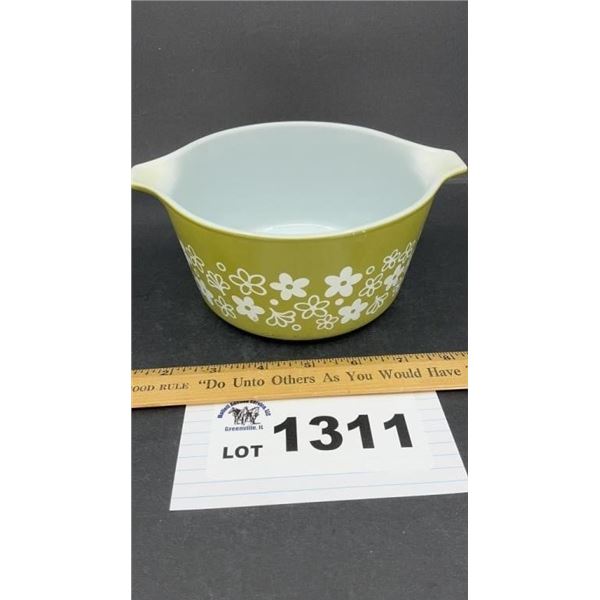 PYREX CRAZY DAISY CASSEROLE DISH
