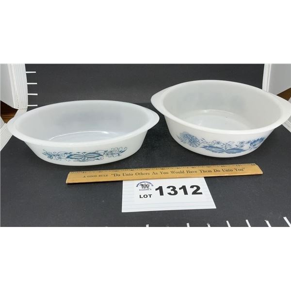 GLASBAKE BLUE ONION BAKING DISHES 2