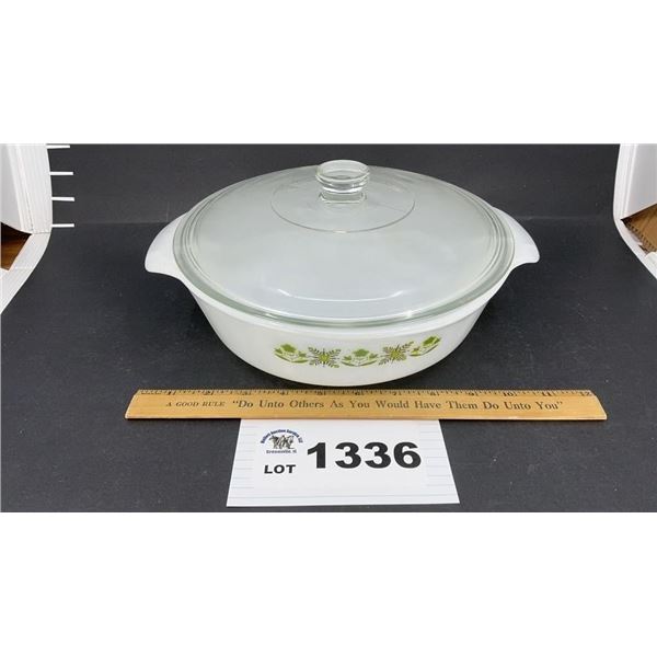 FIRE KING MEADOW GREEN 1.5 qt CASSEROLE W LID