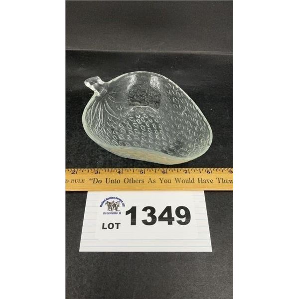 GLASS STRAWBERRY DISH