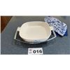 Image 1 : CORNING WARE CASSEROLE DISH W CARRIERS