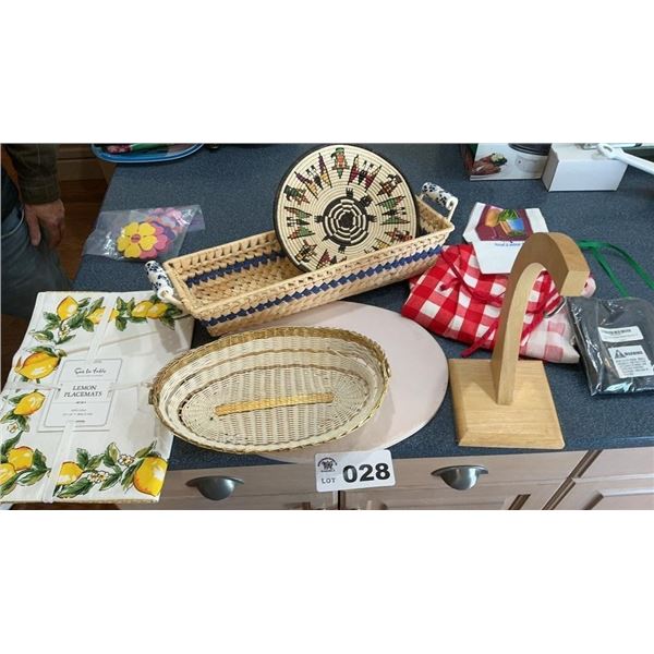 BASKETS, BLOCK, BANANA HOLDER, PLACEMATS, MISC