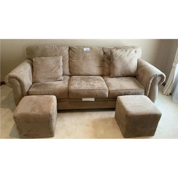 IMITATION SUEDE COUCH, 2 ROLLING OTTOMANS