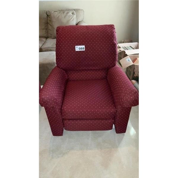 CLOTH COVERED RECLINER