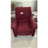 Image 1 : CLOTH COVERED RECLINER