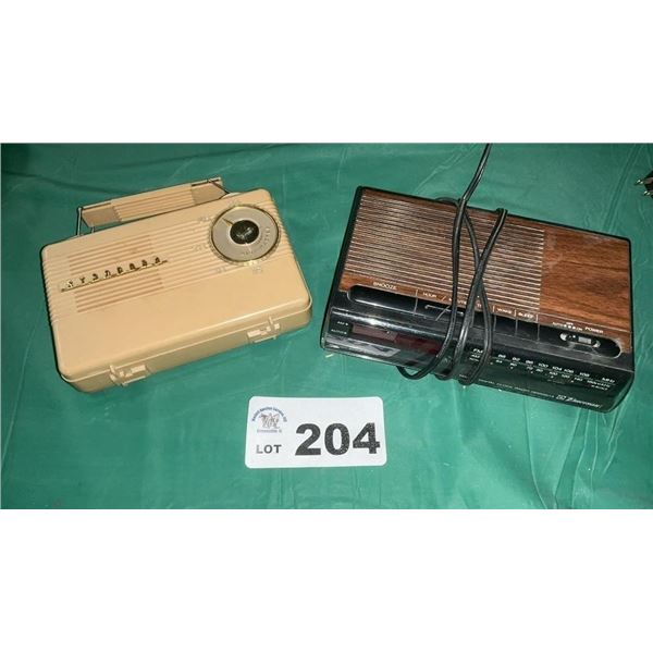 VINTAGE BAKALITE RADIO, ALARM RADIO