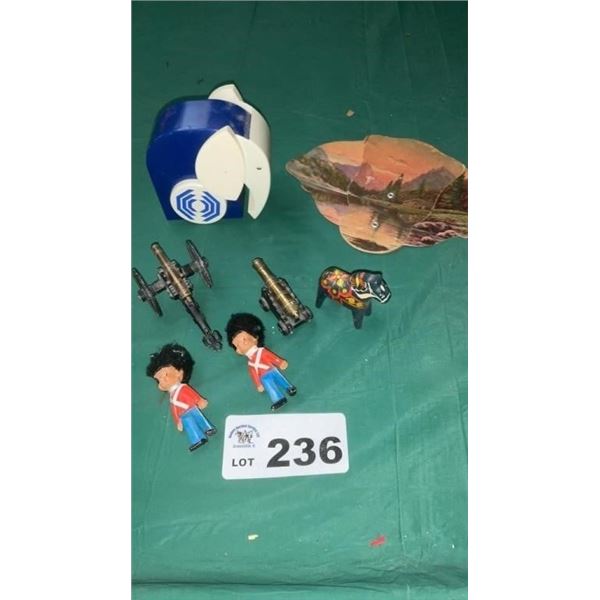 CANONS, FAN, ELEPHANT, MINATURE SOLDERS