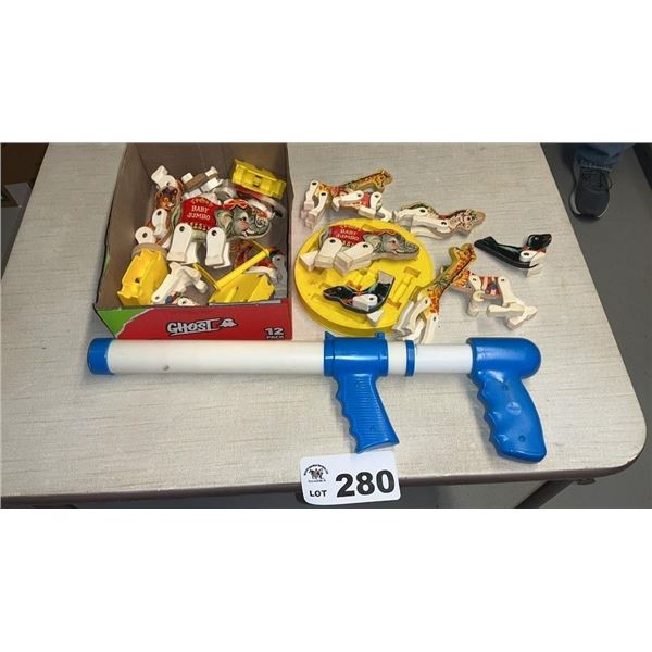 WATER GUN, FISHER PRICE CIRCUS ANIMALS