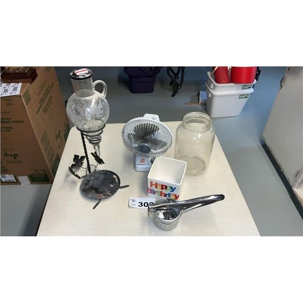 SMALL TABLE OSCILLATING FAN, WINE CRYSTAL