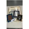 Image 1 : PICTURE FRAMES