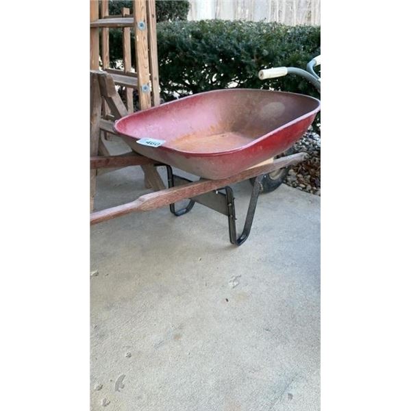 METAL WHEELBARROW
