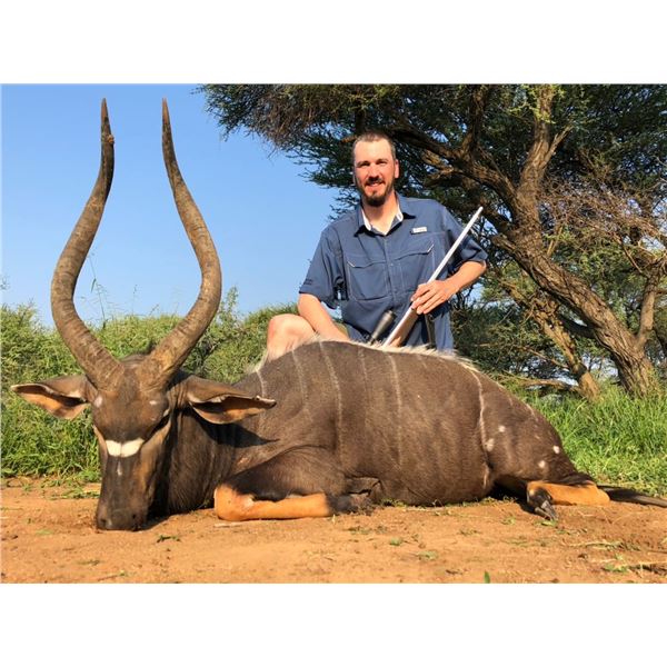 10 Day/9 Night Plains Game Hunt in South Africa for 4 Hunters with Ubathi Global Safaris