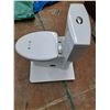 Image 2 : * Dual Flush Toilet