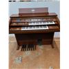 Image 1 : * Electone Musical Organ - As Is