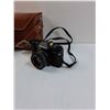 Image 2 : MamiyaZM Vintage Camera w/ Flash & Carrying Bag