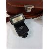 Image 3 : MamiyaZM Vintage Camera w/ Flash & Carrying Bag
