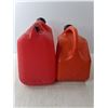 Image 2 : (2) Jerry Cans