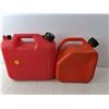Image 3 : (2) Jerry Cans