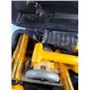 Image 4 : DeWalt Wireless Multi Tool Set