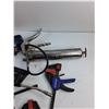 Image 7 : *Various Bar Clamps and Grease Guns