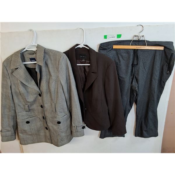 (2) Women's Blazers-11 & 10, Capris-2X