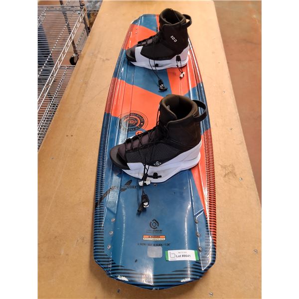 O'Brien Wake Snowboard with  District Boots - Size 7.5