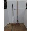 Image 1 : *(2) Rakes
