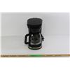 Image 1 : Toastmaster 12 Cup Drip Coffee Maker w/ Filters
