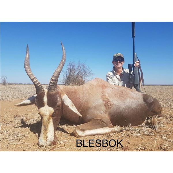 African Safari for Four people Includes 8 animals (2 per person)-9 Total days, 7 Hunting- 2 Travel