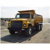 Image 1 : 1982 I H S 1900 10 Yard Dump Truck 13 Speed Ps Air Brakes Milage 440,309