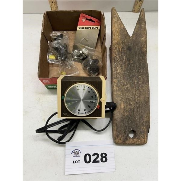 TIMER - HANDMADE BOOT REMOVER - TABLE FEET