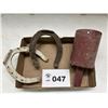 Image 1 : VINTAGE HORSE SHOES AND PLASTIC SCOOP