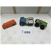 Image 2 : TOY TRUCKS