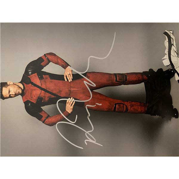 Deadpool Ryan Reynolds signed photo