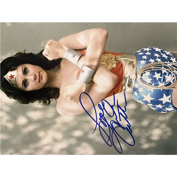 Wonder Woman Lynda Carter signed photo
