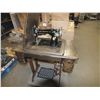 Image 1 : Singer Sewing Machine
