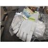 Image 1 : 5 Pair Of Large Work Gloves