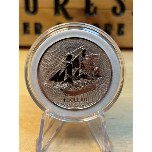 Lot 8-1) 1 oz Cook Island Silver coin