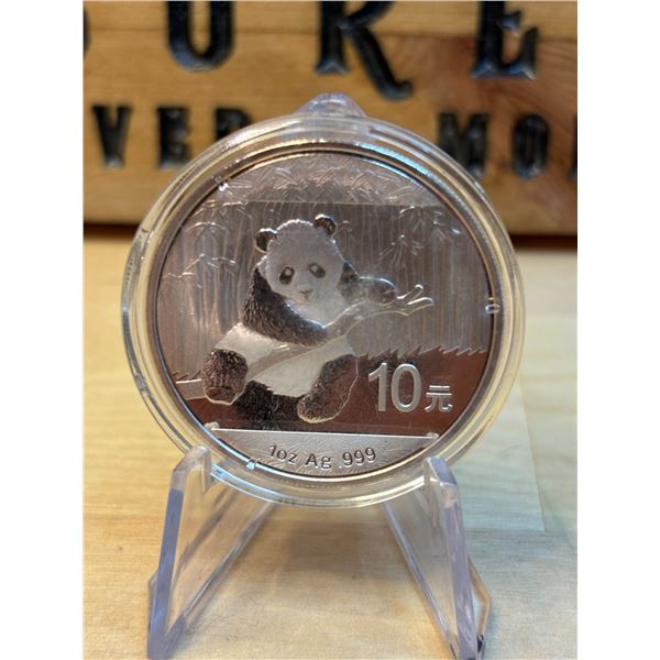 Lot 17-1) 30g Chinese Panda 2014 silver coin