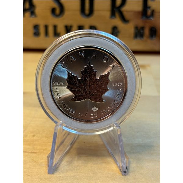 Lot 29-1) 1 oz Canadian Maple 2022 Silver