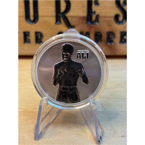Lot 40-1) 1 oz Muhammad Ali Silver coin