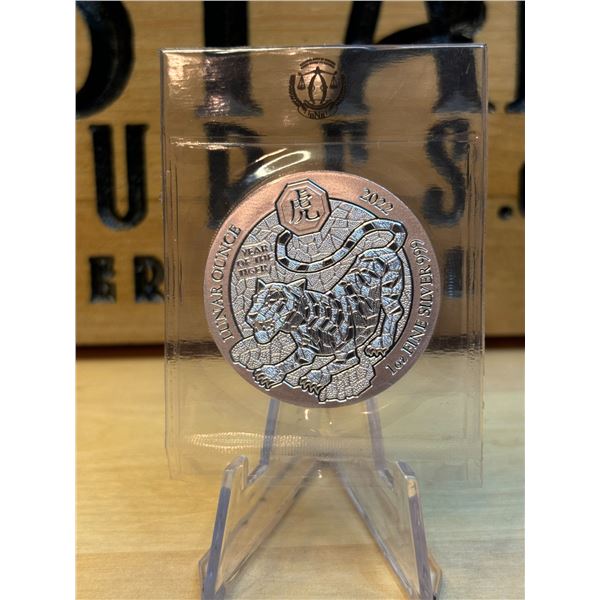 Lot 42-1) 1 oz Rwanda Year of the tiger Silver coin