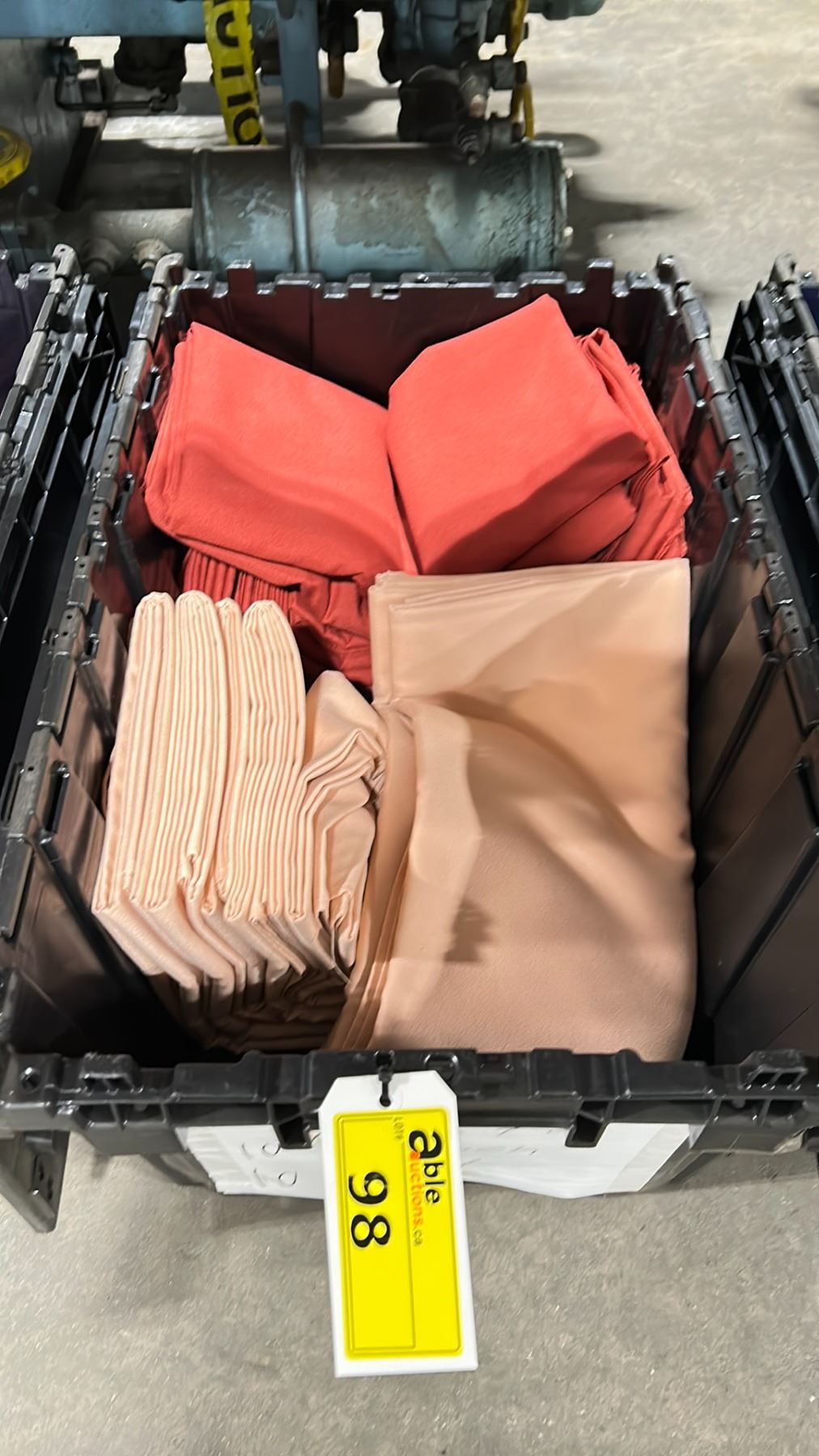 PLASTIC FOLD TOP BIN OF PEACH / RUST COMMERCIAL EVENT / BANQUET TABLE ...