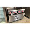 Image 2 : OMCAN GAS GRILL/FLATTOP WITH 54" BASE
