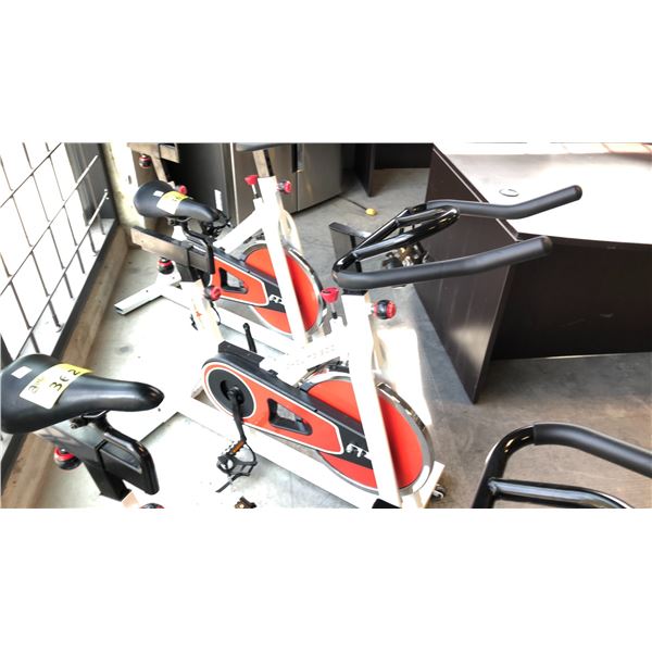 CYCLING 300 COMMERCIAL RESISTANCE ADJUSTABLE SPIN BIKE