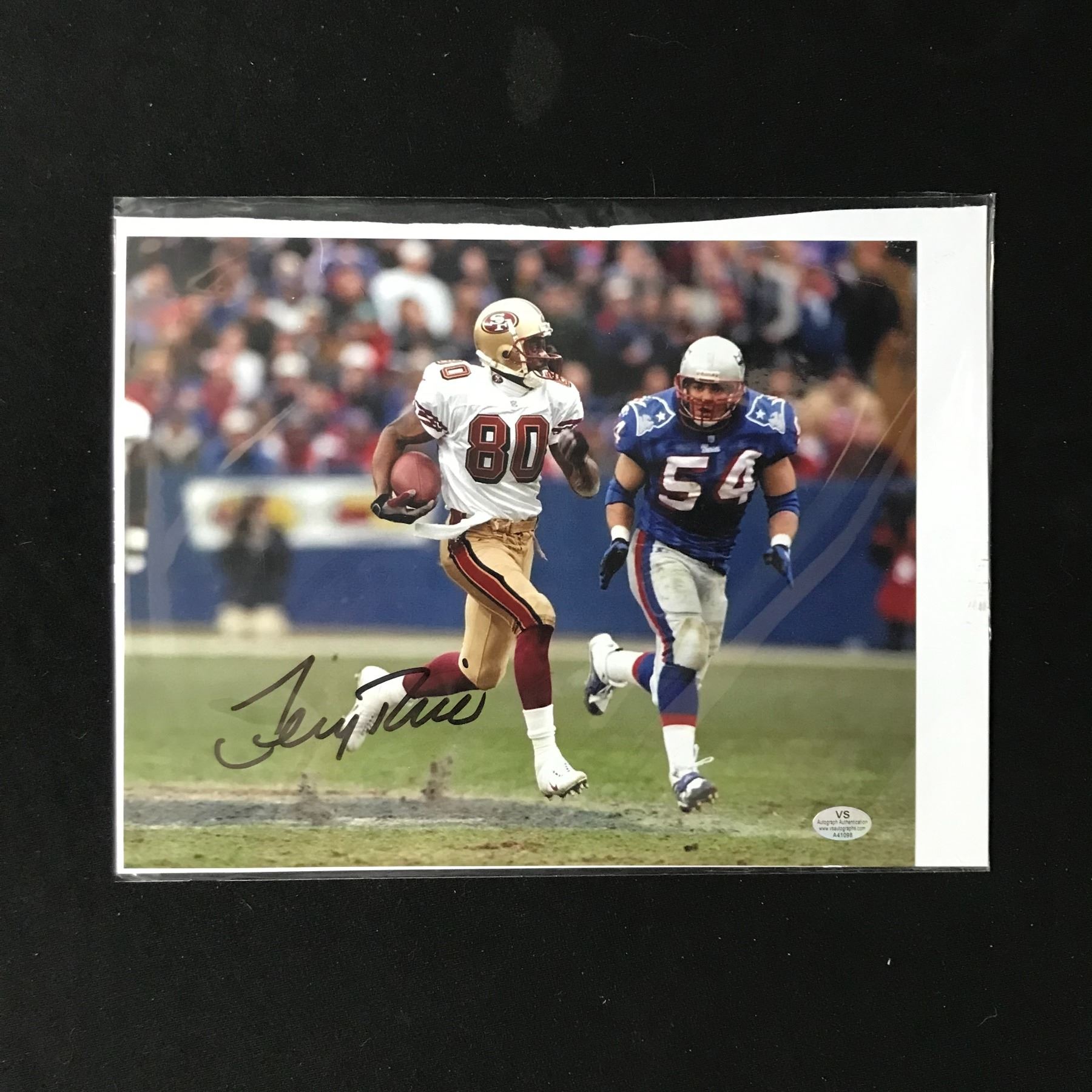 JERRY RICE SIGNED 8X10 PHOTO (VS AUTOGRAPH AUTHENTICATION COA)