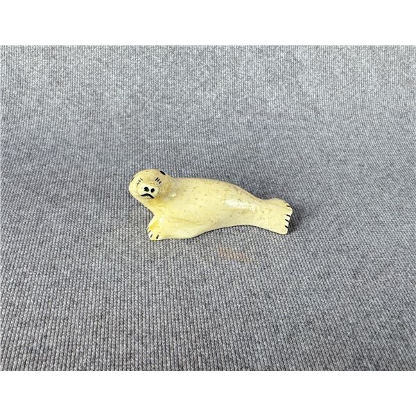 Alaskan Inuit Eskimo Carved Seal